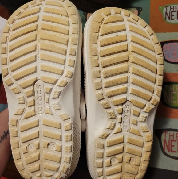 Crocs size 6 - Picture 3 of 3